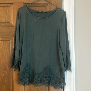 White House black market 3/4th sleeve green tee